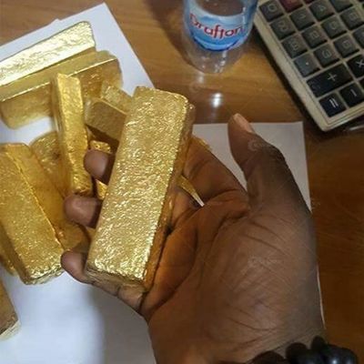 Μηχανή ανακύκλωσης χρυσού χωρητικότητας 50-200KG/h για βιώσιμα εργοστάσια ανακύκλωσης ηλεκτρονικών αποβλήτων