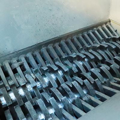 Μηχανή ανακύκλωσης αυτοματοποιημένων PCB για ανακύκλωση μητρικών πλακών σε εργοστάσια παραγωγής