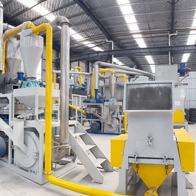 Επαγγελματική γραμμή παραγωγής ανακύκλωσης ταινιών αλουμινίου πλαστικών 85 kW Βάρος 5,8 τόνων