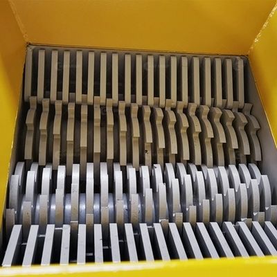 800-5000kg/h χωρητικότητα Μικρό διπλό άξονα θρυμματιστή για το χαρτί για την ικανοποίηση των αναγκών των πελατών
